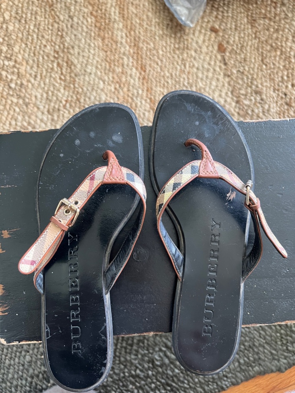 Burberry Black Thong Sandals with Vintage Check and Tan Trim